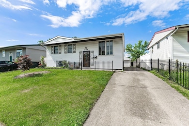 2176 Lisa Dr (Exterior)-1