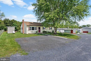 723 Wakemans Grove Rd, Edinburg, VA 22824 - photo 5