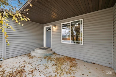 1309 Lauren Ln, Filer, ID 83328 - photo 5