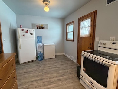 3115 8th St, Columbus, NE 68601 - photo 6