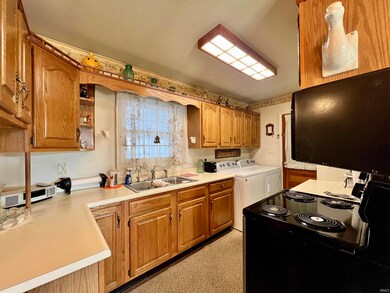 2904 S Meeker Ave, Muncie, IN 47302 - photo 5