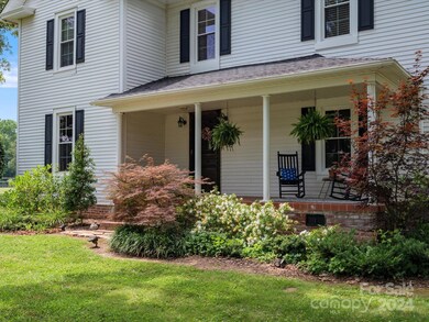 2633 Filbert Hwy, Clover, SC 29710 - photo 5