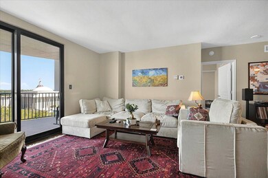 Plaza Tower unit 1402, Tallahassee, FL 32301 - photo 3