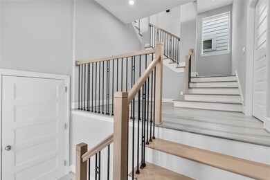 1122 W 16th St unit B, Houston, TX 77008 - photo 2