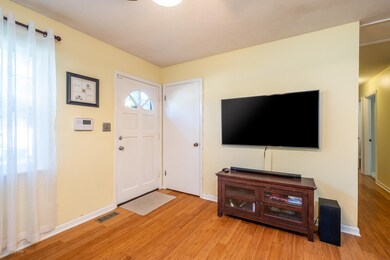 Charming J-Town Ranch