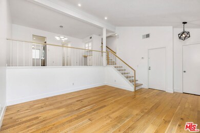 13107 Mindanao Way unit 4, Marina Del Rey, CA 90292 - photo 2