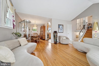 2208 Clover Dr, Broomall, PA 19008 - photo 6