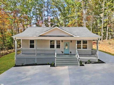 425 Tiger Ln, Westminster, SC 29693 - photo 2