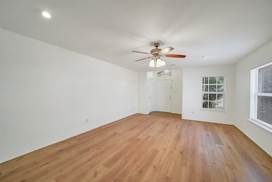 19519 Tahoka Springs Dr, Katy, TX 77449 - photo 5