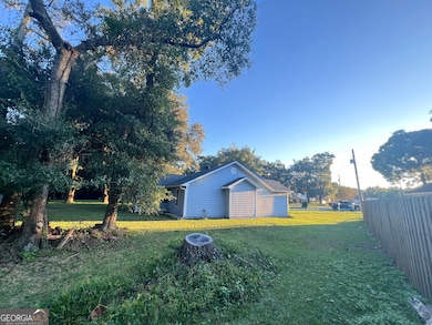 243 Glen Meadows Cir, Brunswick, GA 31523 - photo 2