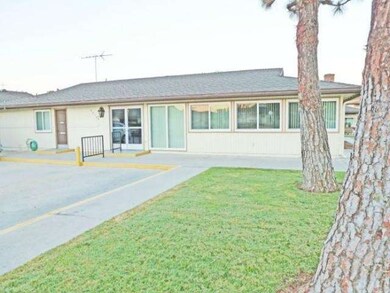 9928 1/2 Cedar St, Bellflower, CA 90706 - photo 7