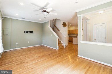 8741 Orchard Green Ct, Odenton, MD 21113 - photo 4