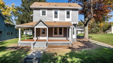 Worry free w/ NEW Roof, furnace, electrical, kitch