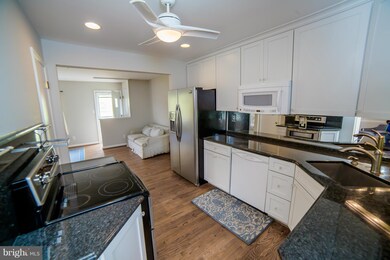 34641 Williams Gap Rd, Round Hill, VA 20141 - photo 2