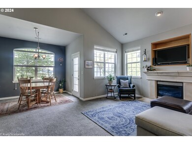 Living Room/Dining Room