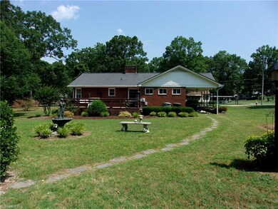 401 Mcknight St, Asheboro, NC 27203 - photo 6