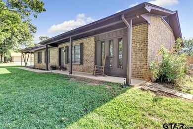 10537 Creek Bend Dr, Tyler, TX 75707 - photo 2