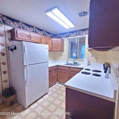 69 Yorktowne Pkwy, Whiting, NJ 08759 - photo 5