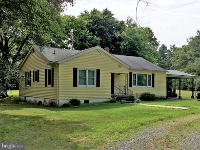 7196 Leedstown Rd, Colonial Beach, VA 22443 - photo 2