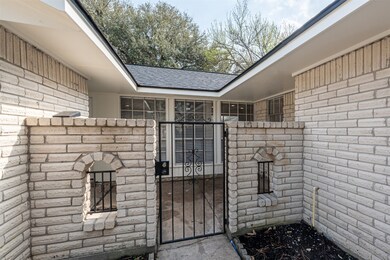 7603 Salge Dr, Houston, TX 77040 - photo 6
