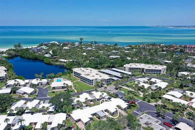 143 Whispering Sands Cir unit 30, Sarasota, FL 34242 - photo 2