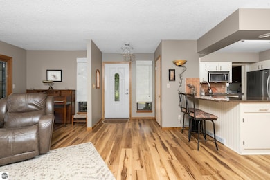 125 Mitchell Dr, Elk Rapids, MI 49629 - photo 4