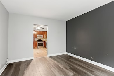 3227 S Wells St unit Coachhouse, Chicago, IL 60616 - photo 3