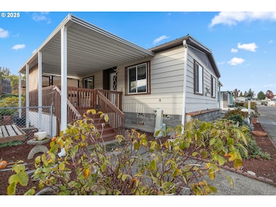 125 SE Estate Loop, Winston, OR 97496 - photo 4