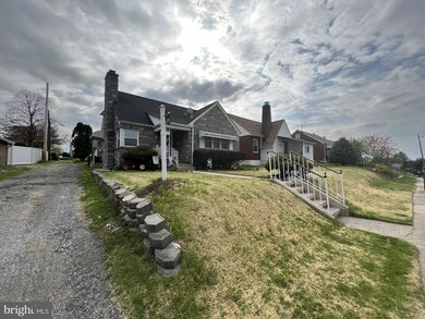 226 Bartlett St, Reading, PA 19611 - photo 3