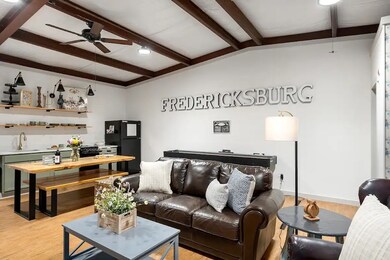 998 Pfiester Rd, Fredericksburg, TX 78624 - photo 4