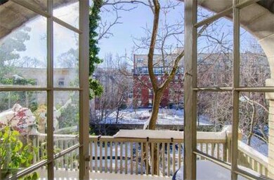 51 Winchester St unit 3, Brookline, MA 02446 - photo 6