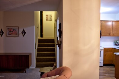 619 Charleston Rd, Lansing, MI 48917 - photo 7