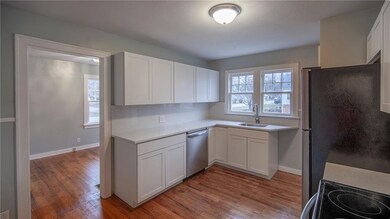 2923 E 5th St, Anderson, IN 46012 - photo 7