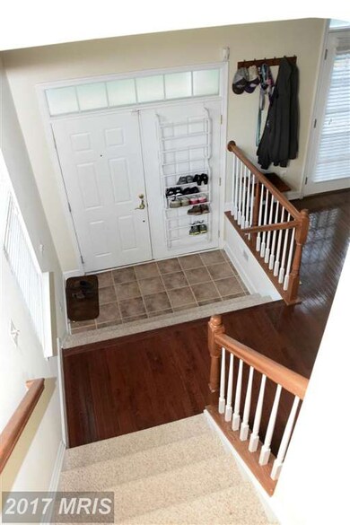 7913 Homefield Dr, Hyattsville, MD 20785 - photo 5