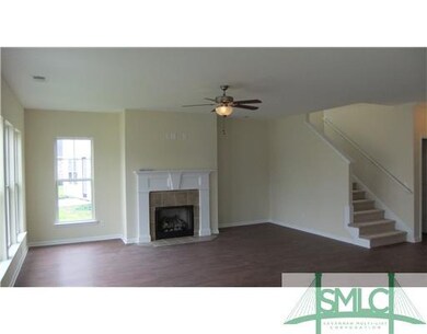 Den/Family/Great Room. Light and bright greatroom