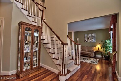 703 Parkview Rd, Moscow, PA 18444 - photo 3