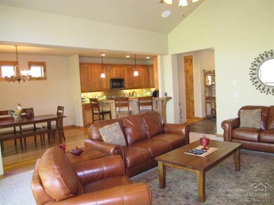 60840 Goldenwood Loop, Bend, OR 97702 - photo 6