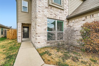 13509 E Red Birch Cir, Houston, TX 77038 - photo 3