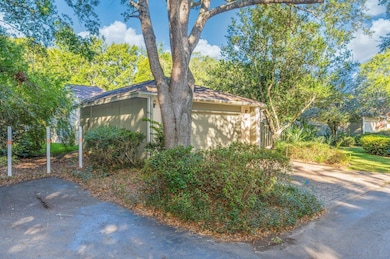 900 Bay Dr unit 62, Niceville, FL 32578 - photo 3