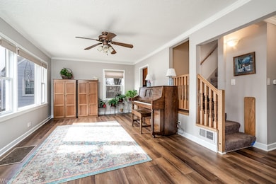 275 W Butterfield Rd, Elmhurst, IL 60126 - photo 3