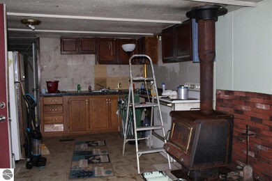 5918 Chippewa St, Whittemore, MI 48770 - photo 6