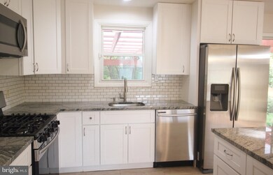 217 Worthmont Rd, Catonsville, MD 21228 - photo 7