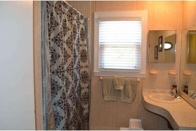 2038 Spring Mill Rd, Lafayette Hill, PA 19444 - photo 4