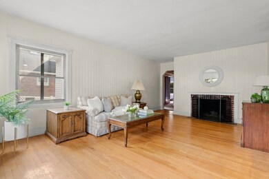 462 Appleton St, Arlington, MA 02476 - photo 4