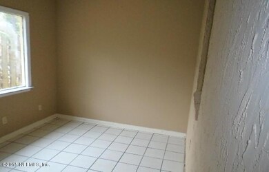 8866 Sandusky Ave S, Jacksonville, FL 32216 - photo 5