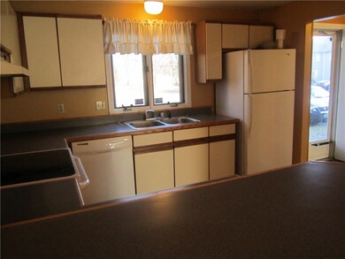 479 Providence St unit C6, Warwick, RI 02886 - photo 4