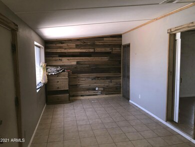 9FEF0EBB-1585-4C49-9E3D-1B0E7017B3CA