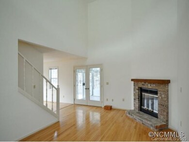 103 Thistle Knoll Ct, Asheville, NC 28803 - photo 2