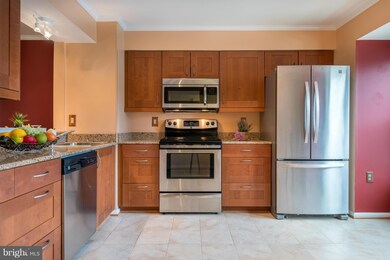 6302 Mary Todd Ct, Centreville, VA 20121 - photo 7