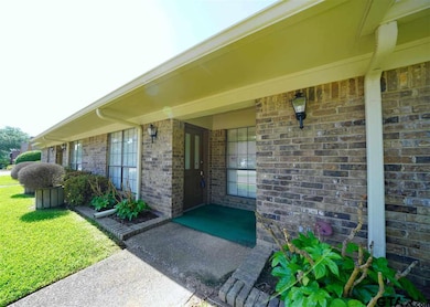 410 Woodland Hills Dr, Tyler, TX 75701 - photo 5